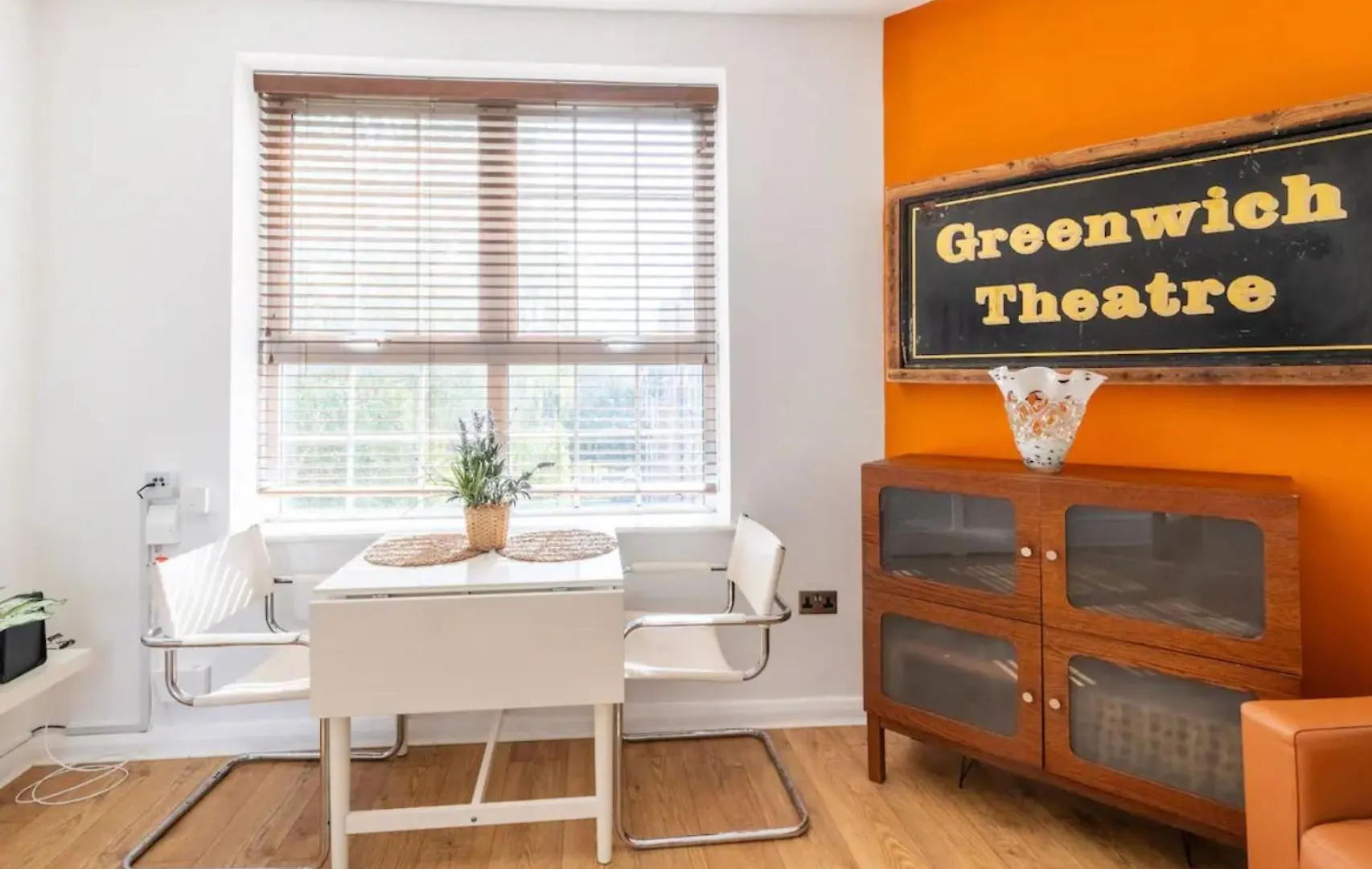 Stunning 1 Bed Flat In The Heart Of Greenwich لندن 0*,